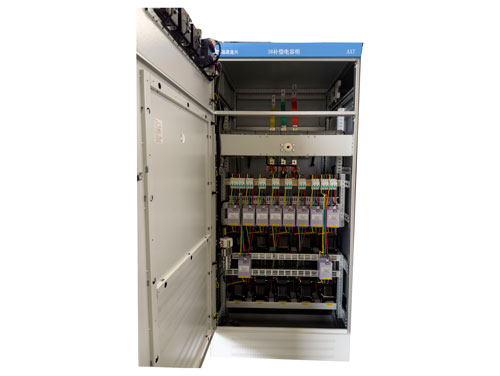 GGJ低壓無(wú)功功率補(bǔ)償柜